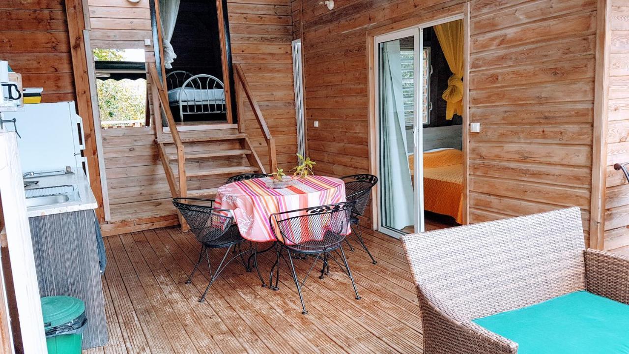 Hotel Le Bougainvillier Blanc à Pointe-Noire Extérieur photo